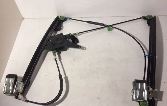Volkswagen Golf III Front door manual window regulator 1H0837402