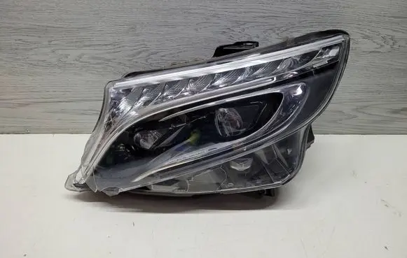 Mercedes-Benz Vito Viano W447 Headlight/headlamp A4479064600