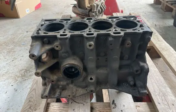 Renault Kangoo II Engine block K9KBLOK