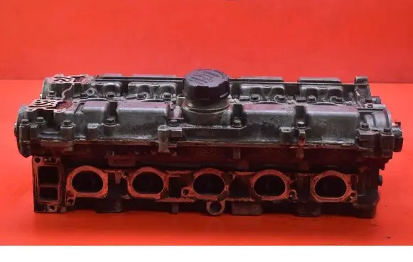 Volvo XC90 Engine head 1001837
