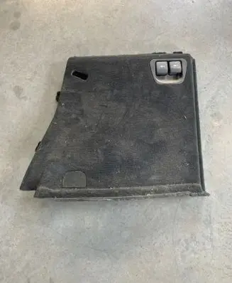 BMW X5 E53 12 V Socket (rear) 8254339
