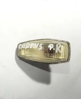 KIA Carens I Front fender indicator light 923033B1 E130290