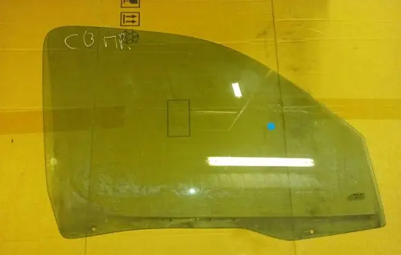 Citroen Berlingo Front door window glass four-door