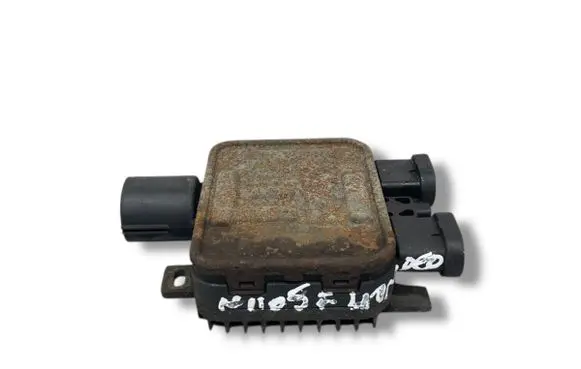Ford Mondeo Mk III Coolant fan relay 940004101 100706 100021717906