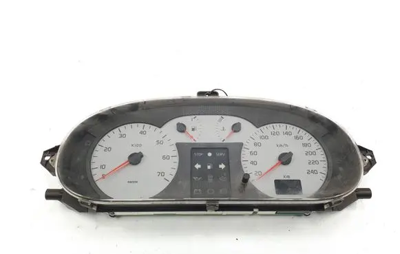 Renault Megane I Speedometer (instrument cluster) 8200038777