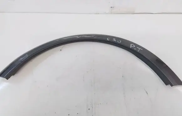 Rear arch trim