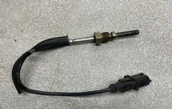 Opel Astra J Exhaust gas temperature sensor 55355404