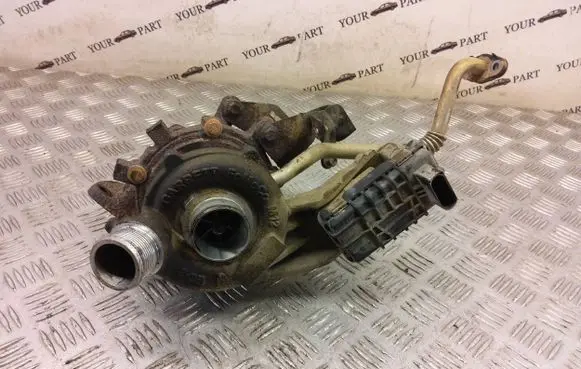 Land Rover Discovery 4 - LR4 Turbo AX2Q6K682CA