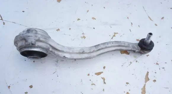 Mercedes-Benz E W212 Front lower control arm/wishbone