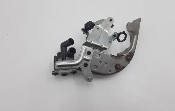 Volvo XC90 Electric auxiliary coolant/water pump 31368312