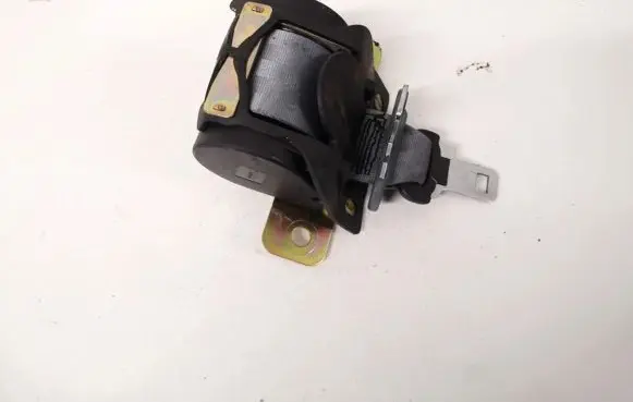 Renault Scenic I Middle seatbelt (rear) 