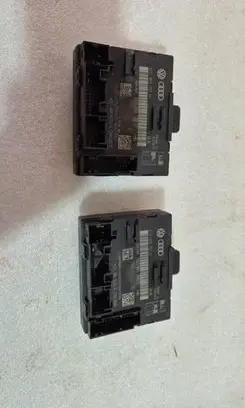 Skoda Superb B6 (3T) Door control unit/module 8X0959793H 8X0959792H