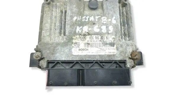 Volkswagen PASSAT B6 Engine control unit/module 03G906021NN 0281013440 03G906021AB