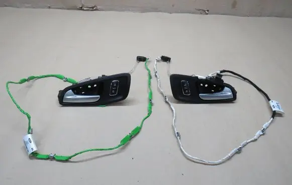 Ford Kuga II Front door interior handle CJ5414E072BD 14E073