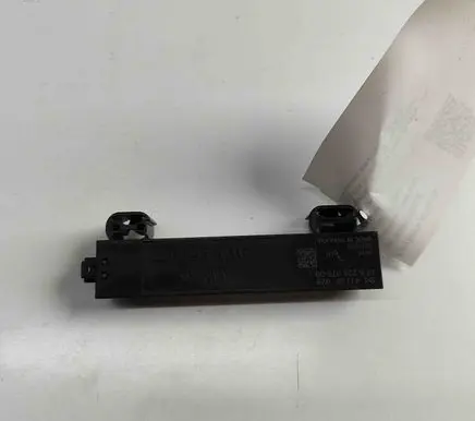 Volkswagen Multivan T6 Keyless system antenna 5WA962132 5FA22407500