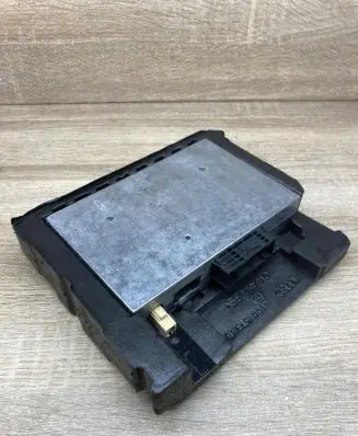Audi A8 S8 D3 4E Bluetooth control unit module 4E0862335 4E0910336K