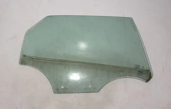 Citroen C4 III e-C4 Rear door window glass 9832845380