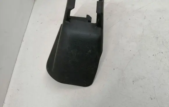 Toyota Prius+ (ZVW40) Seat trim 7215847050