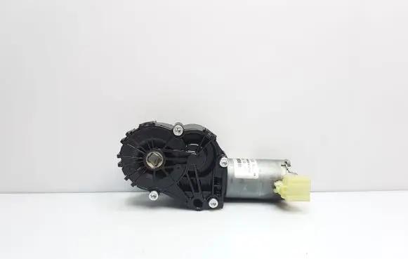BMW 5 F10 F11 Seat adjustment motor 9168745