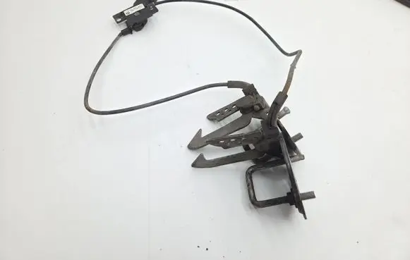 BMW 5 F10 F11 Engine bonnet (hood) release handle 7183765