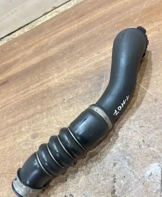 BMW 3 E90 E91 Intercooler hose/pipe 8511739 8511756 11C79410