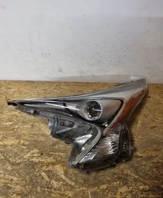 Toyota Prius (XW50) Headlight/headlamp