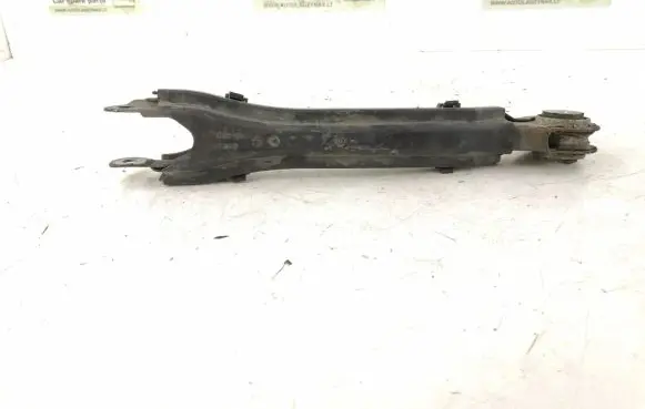 Mercedes-Benz C W204 Rear control arm 2043502706 2043521288