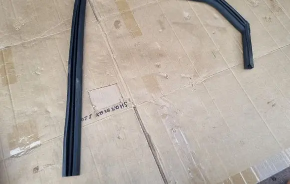 KIA Xceed Rear door glass trim molding
