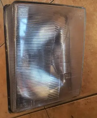Fiat Uno Headlight/headlamp 39759 39760 14080