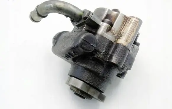 Rover 45 Power steering pump QVB100840