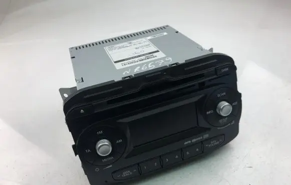 KIA Picanto Radio/CD/DVD/GPS head unit 961701Y201MB