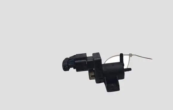 Opel Insignia A Turbo solenoid valve 55566051