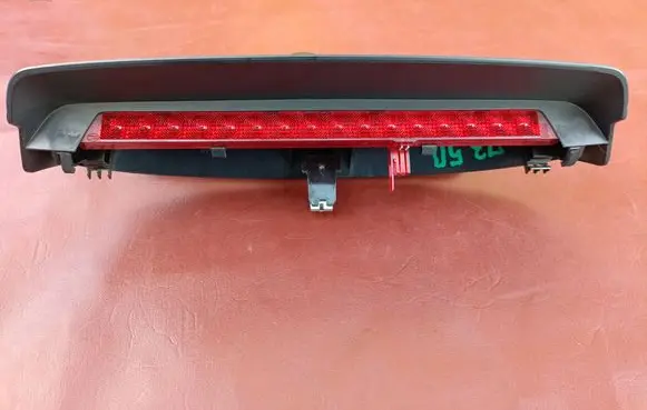 Skoda Fabia Mk2 (5J) Third/center stoplight 5J6945097