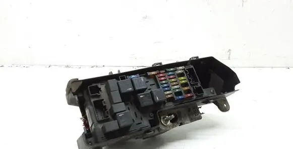 Volvo S60 Fuse module 9494210