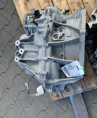 BMW X1 F48 F49 Automatic gearbox 9454503