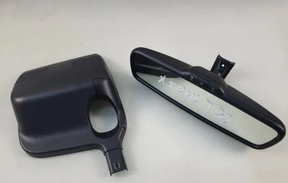 Nissan X-Trail T32 Rear view mirror (interior)