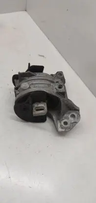 Peugeot 508 RXH Engine mount bracket 326B96