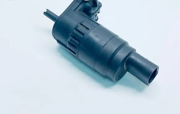 Audi A4 S4 B7 8E 8H Windscreen/windshield washer pump 1T0955651A