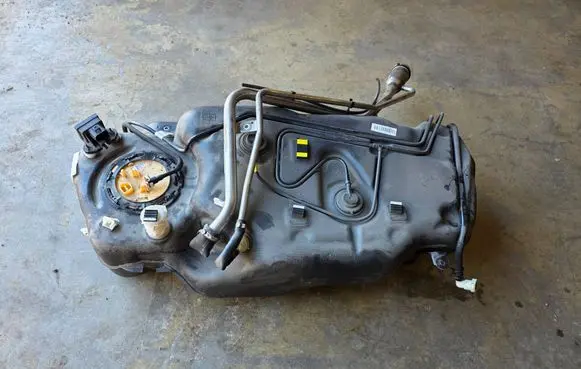 Ford Kuga III Fuel tank MX619P860DD MX689032AA MX619H307AB