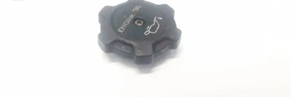 Mitsubishi Carisma Oil filler cap 