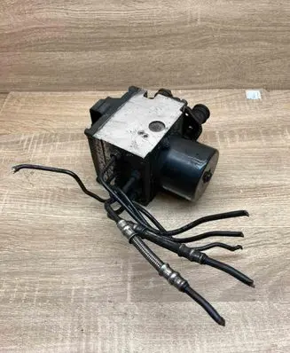 Volkswagen PASSAT B6 ABS Pump 3C0614109A 16420302A