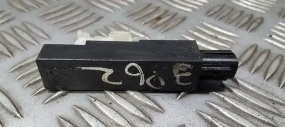 Mazda 6 Antenna control unit kd45676nx x1t60671