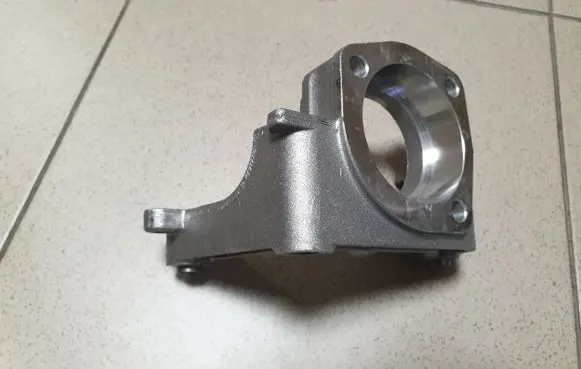 Opel Combo D Driveshaft support bearing bracket 95511443
