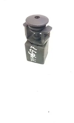 Mercedes-Benz CLK A209 C209 Radiator mount bracket A2035040059 2035040059