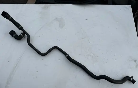 BMW X5 E53 Engine coolant pipe/hose