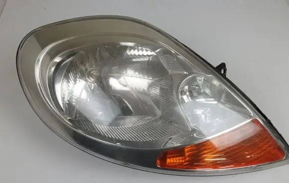 Renault Trafic II (X83) Headlight/headlamp 93859832 8200701361