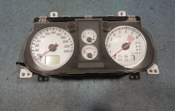 Mitsubishi Outlander Speedometer (instrument cluster) 769316-790