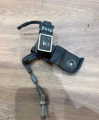 Mercedes-Benz S W221 Air suspension front height level sensor A0105427717