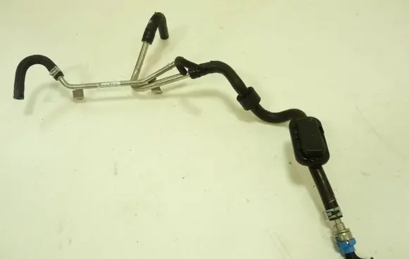 Volkswagen Golf Sportsvan Fuel line/pipe/hose 