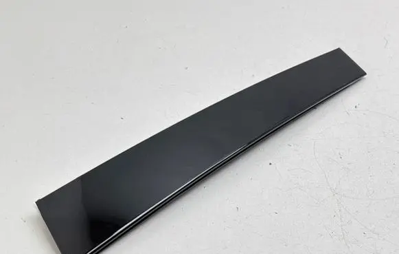 Volvo XC90 Rear door glass trim molding 31688694
